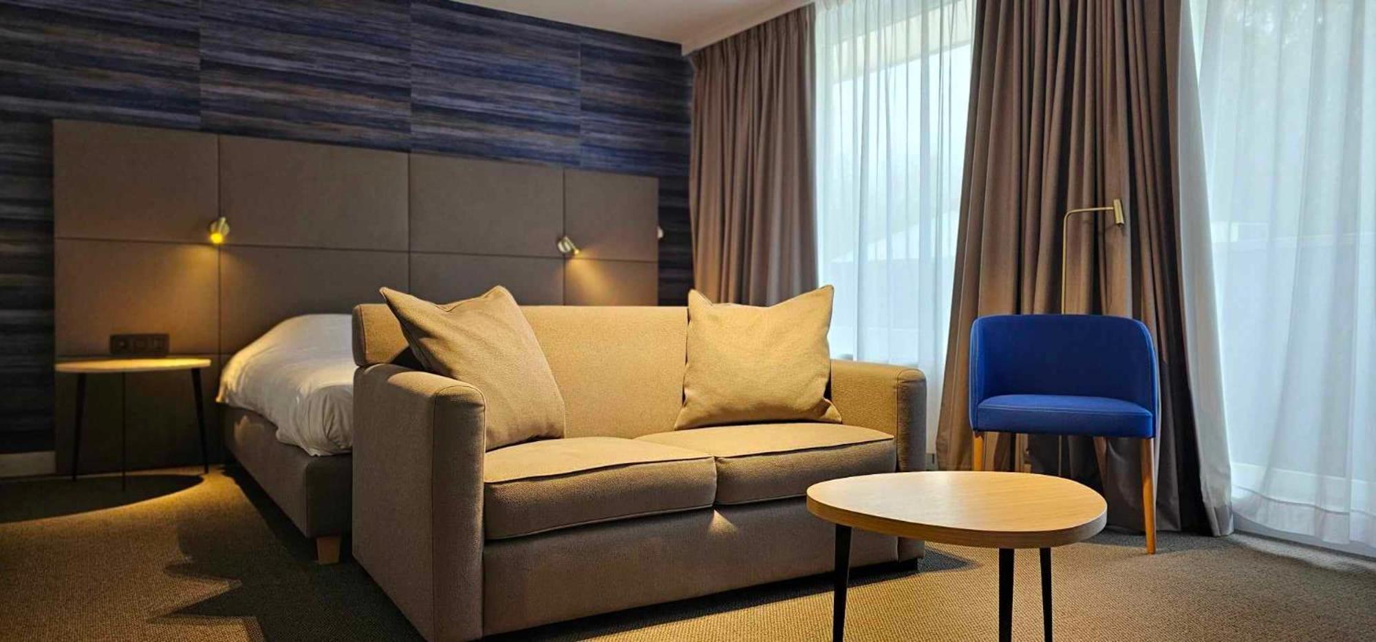 Hotel Les 3 Cles Gembloux Dış mekan fotoğraf