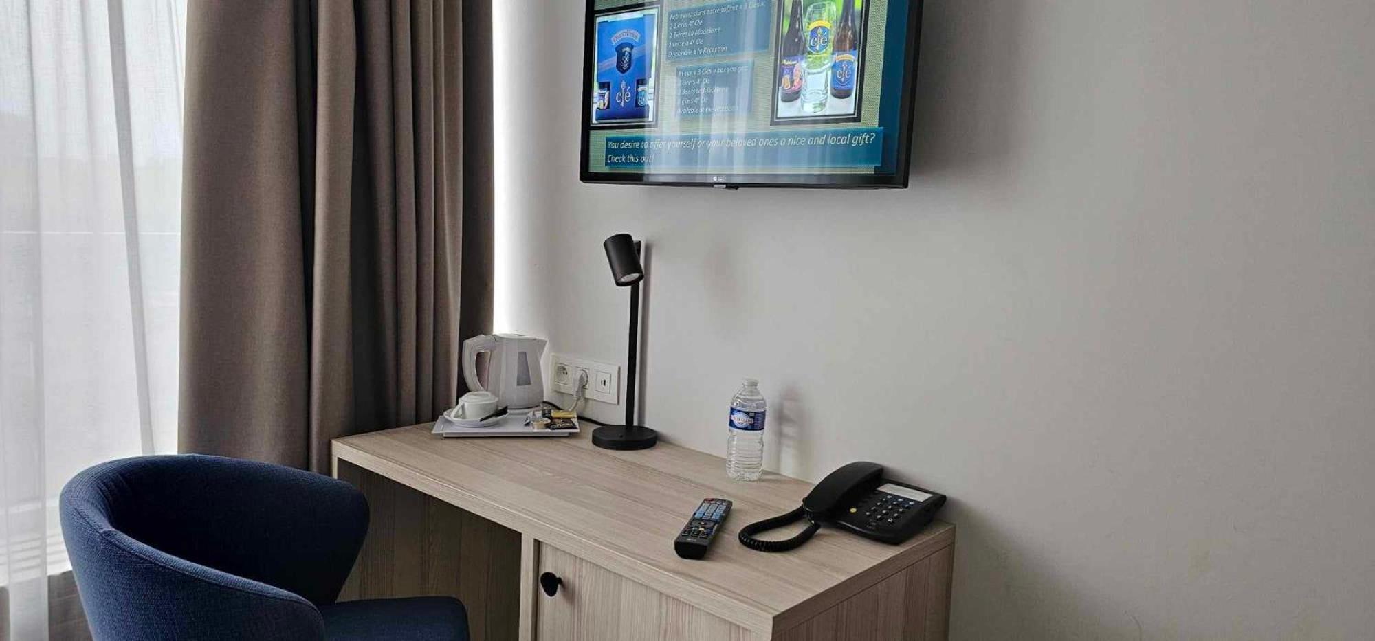 Hotel Les 3 Cles Gembloux Dış mekan fotoğraf