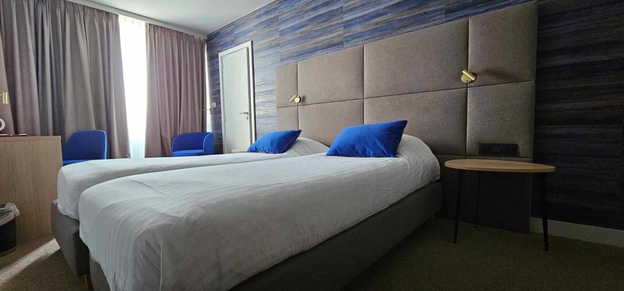 Hotel Les 3 Cles Gembloux Dış mekan fotoğraf
