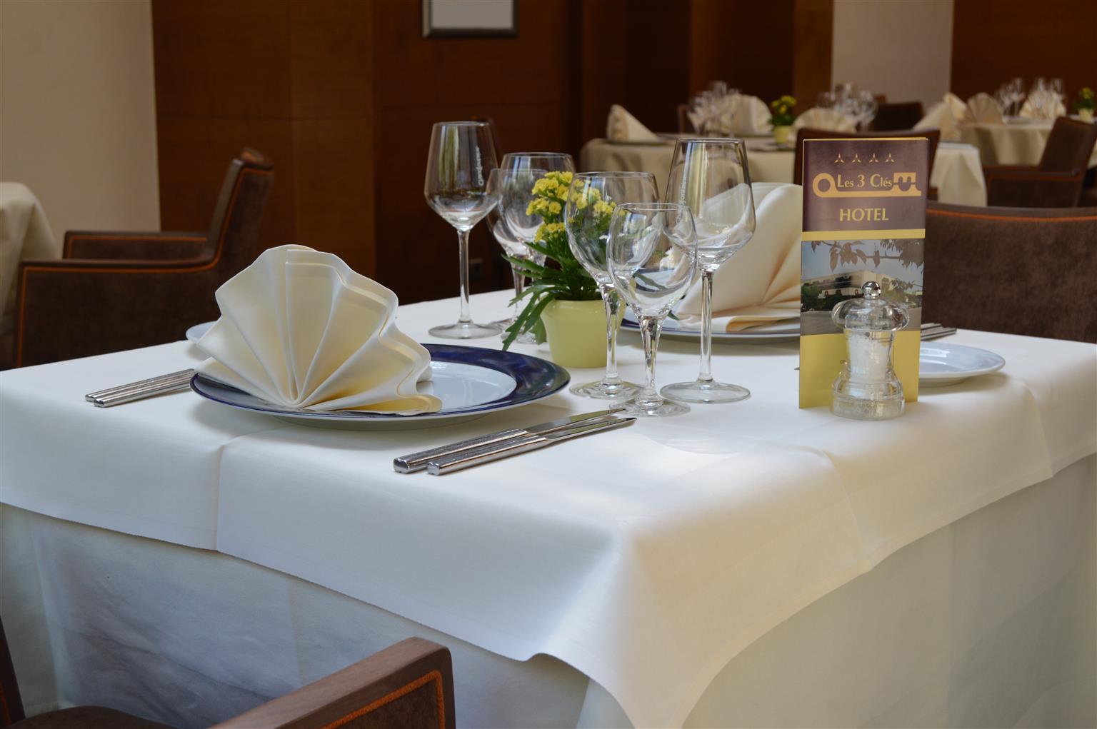 Hotel Les 3 Cles Gembloux Dış mekan fotoğraf