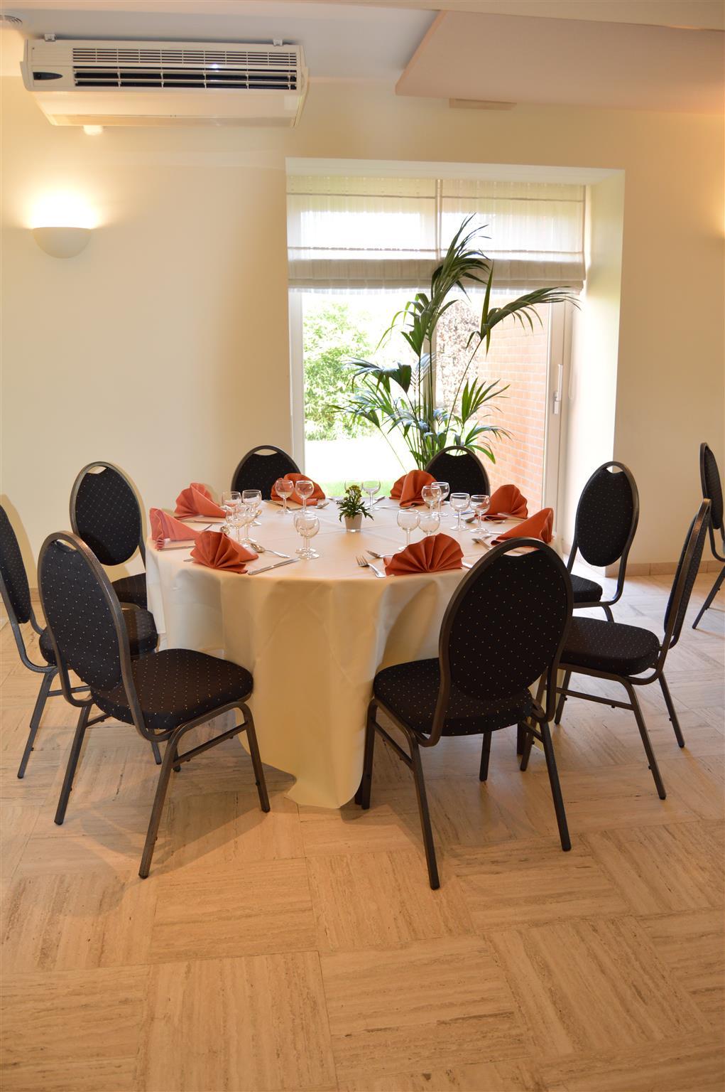 Hotel Les 3 Cles Gembloux Dış mekan fotoğraf